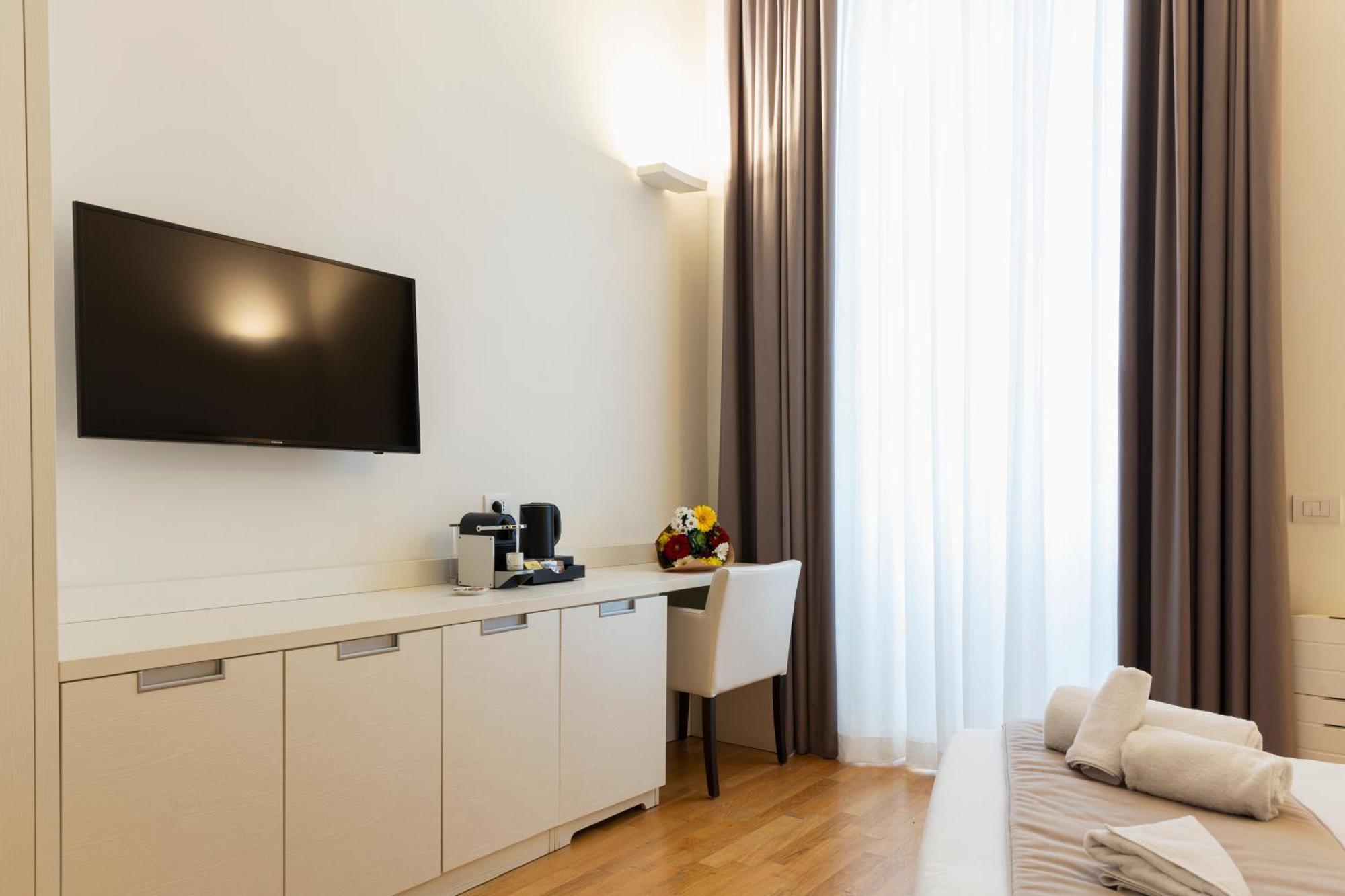 History Suite Essence Rome Buitenkant foto